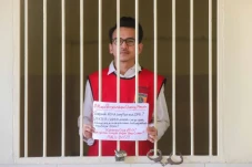 Adam Deni Jalani Sidang...