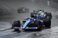 Halangi Lewis Hamilton,...