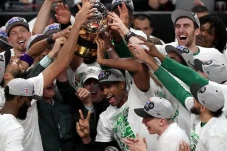 Boston Celtics Tantang...
