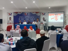 Buka Pelatihan Juru...