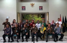 Kunjungi Lapas Perempuan...