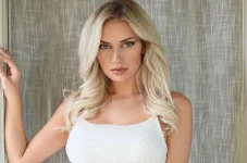 Paige Spiranac Doyan...
