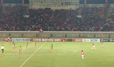 Timnas Indonesia vs...