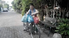 Profil Mbah Asrori,...
