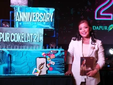 Two Season Dapur Cokelat,...