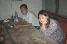 Detik-detik Penggerebekan...