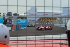 Formula E Gerakkan Kembali...
