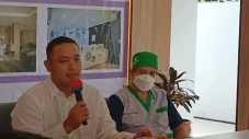 Gilang Dirga Belum Mau...