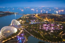 Tiket Pesawat ke Singapura...