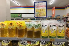 Minyak Goreng di Indomaret...