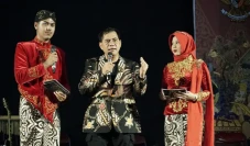 Pagelaran Seni dan Budaya...