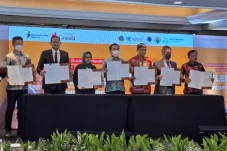 Pemkab Luwu Timur Gaet...