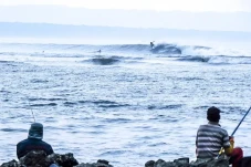 Pantai Grajangan, Spot...