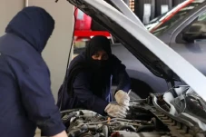 Para Perempuan Arab...