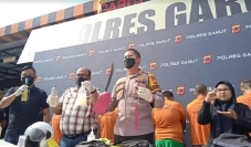 Penampakan Kelompok...