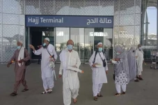 Proses Imigrasi Jamaah...