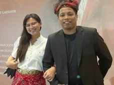 Ibu Indah Permatasari...