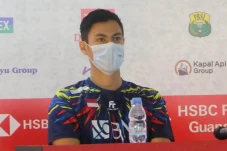 Bentrok Viktor Axelsen...