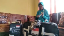 Asisten Rumah Tangga...