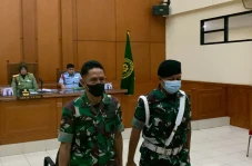 Pengadilan Militer Pecat...