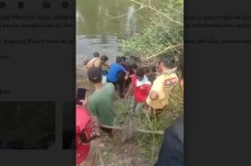 Pria di Pringsewu Ceburkan...