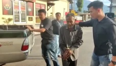 Ditinggal Mati Istri,...