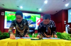 Komitmen Membangun dari...