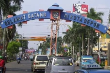 Depok Kembali Heboh!...