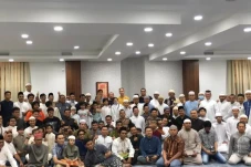 Dukung Timnas Indonesia,...