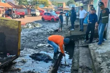 Tangani Banjir, Saluran...