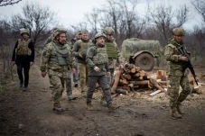 Zelensky: Rusia Berusaha...