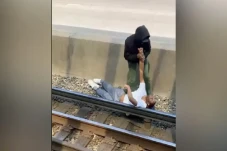 Viral, Penumpang KRL...