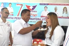 Semangat HUT ke-7, Partai...