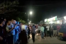 Mencekam! 2 Kelompok...