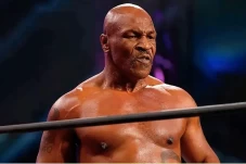 Mike Tyson: Saya Bukan...