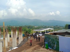 Indahnya Makam Emmeril...