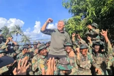 Bupati Pinrang Kunjungi...