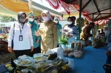 Lomba Kampung KB Dirangkai...