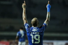 Cetak Gol Perdana di...