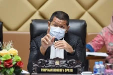 Pemerintah Harus Berikan...
