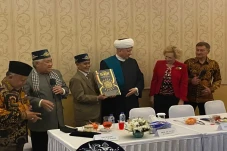 Perkuat Kerja Sama,...