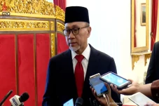 Dilantik Jadi Mendag,...