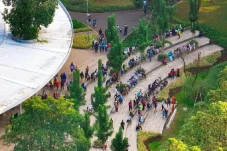 Tebet Eco Park Ditutup...