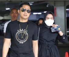 Hengky Kurniawan Diajak...