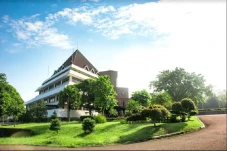 Ini 3 Kampus Indonesia...