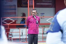 Kunjungi Lapas Makassar,...