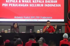 Sri Mulyani Bekali Kepala...