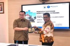 Pj Gubernur Sulbar-Rektor...