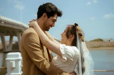 Rilis Lagu Dear Love,...
