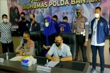 Polda Banten Bongkar...